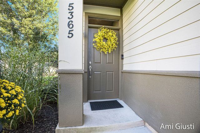 5365 Prairie Home Drive, Grand Rapids, MI 49546