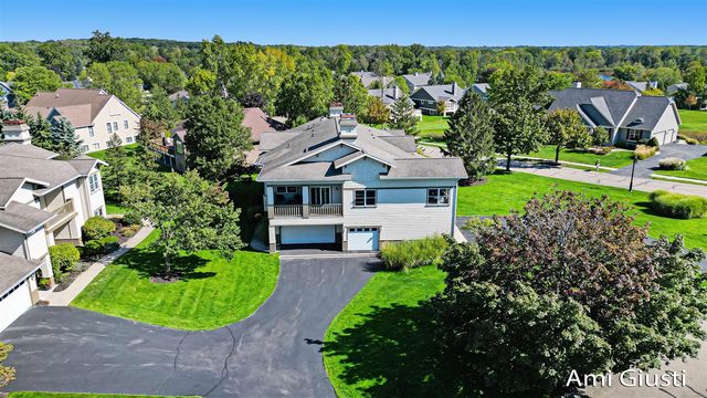 5365 Prairie Home Drive, Grand Rapids, MI 49546