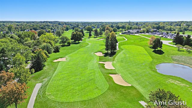 5365 Prairie Home Drive, Grand Rapids, MI 49546