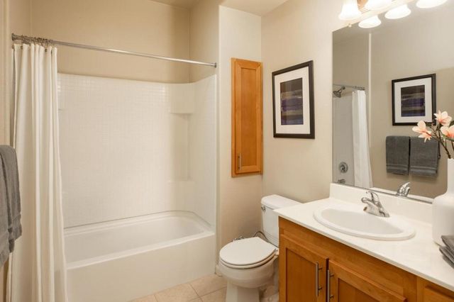 4388 El Camino Real 130, Los Altos, CA 94022