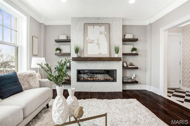 5510 Waterman Boulevard 602, St Louis, MO 63112