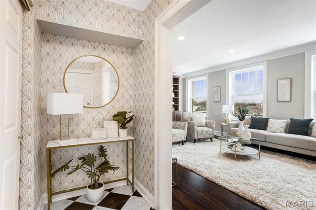 5510 Waterman Boulevard 602, St Louis, MO 63112