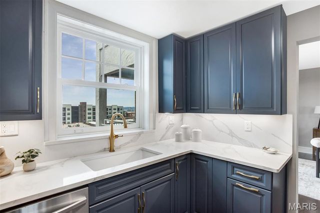 5510 Waterman Boulevard 602, St Louis, MO 63112