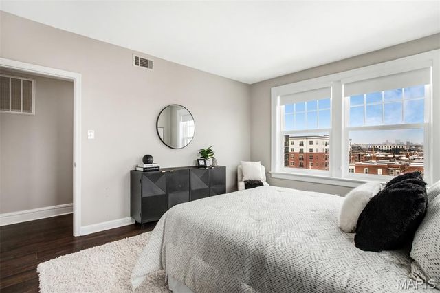 5510 Waterman Boulevard 602, St Louis, MO 63112