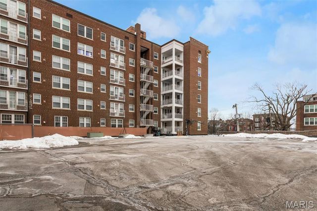 5510 Waterman Boulevard 602, St Louis, MO 63112