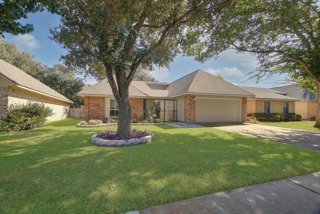 14323 Whitecross Drive, Houston, TX 77083