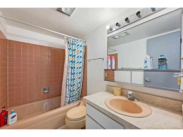 850 20th St 202, Boulder, CO 80302