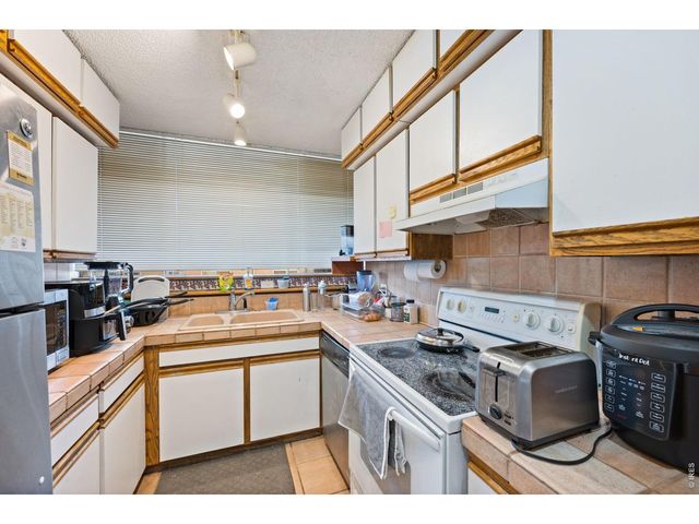 850 20th St 202, Boulder, CO 80302