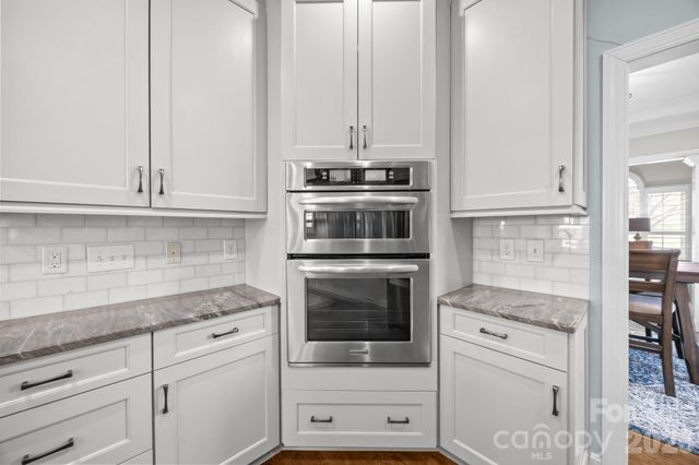 132 Tenth Green Court, Statesville, NC 28677