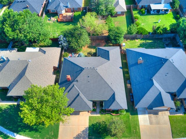 2717 NW 159th Street, Edmond, OK 73013