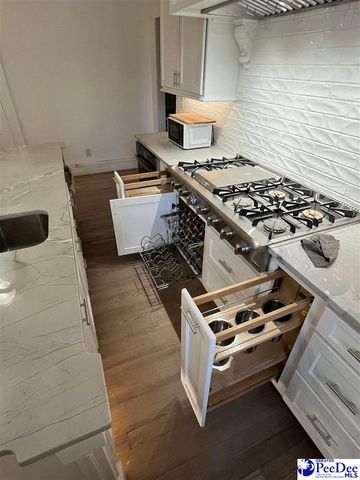 408 E Home Ave, Hartsville, SC 29550