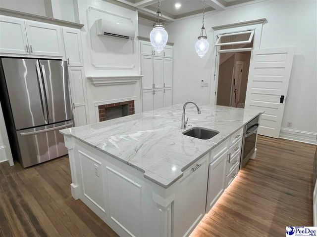 408 E Home Ave, Hartsville, SC 29550