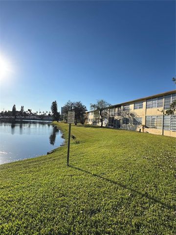 2940 NE 203rd Street 213 C, Aventura, FL 33180