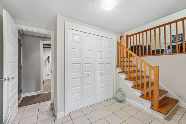 7132 Courtly Road, Woodbury, MN 55125
