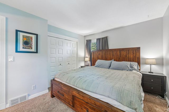 7132 Courtly Road, Woodbury, MN 55125