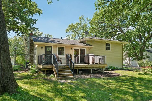 7132 Courtly Road, Woodbury, MN 55125