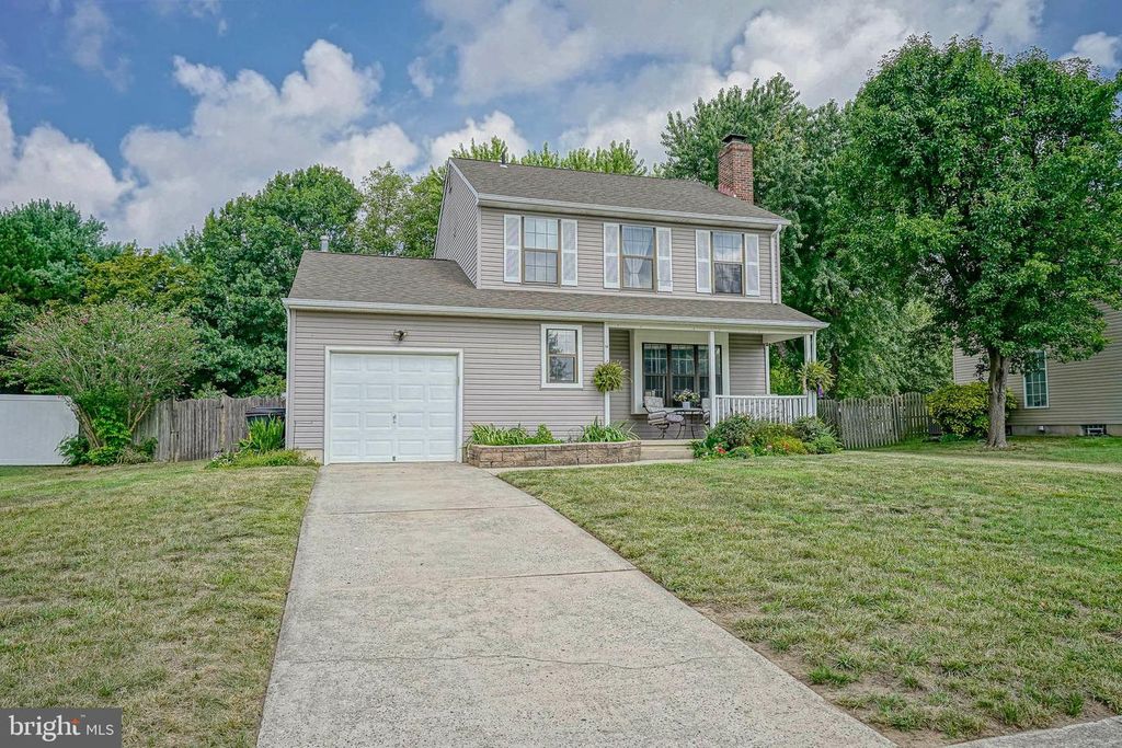 16 SCENIC VIEW DR, Sicklerville, NJ 08081