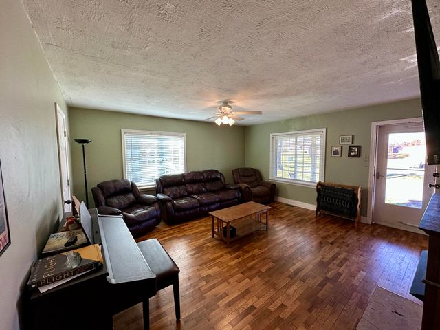 9370 Hwy 1275 N Highway, Monticello, KY 42633