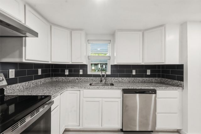 800 Sunset Street, Sulphur Springs, TX 75482