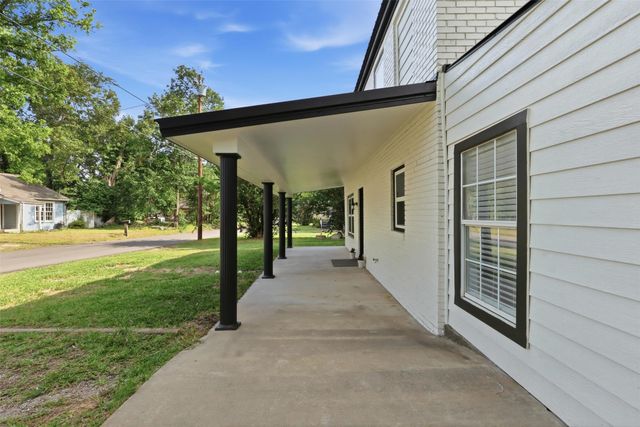 800 Sunset Street, Sulphur Springs, TX 75482