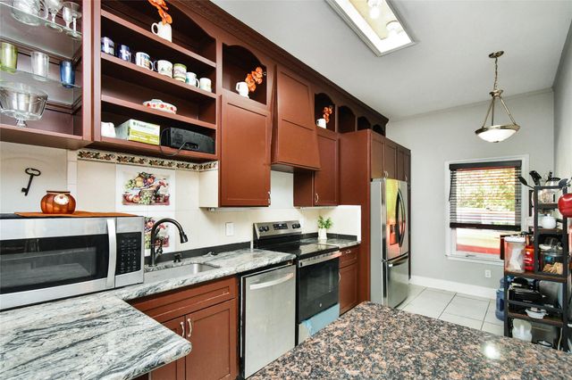 4819 Sherri Lane, Crosby, TX 77532