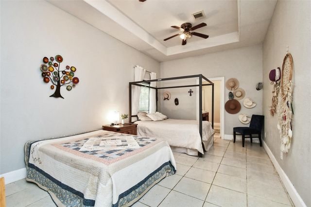 4819 Sherri Lane, Crosby, TX 77532