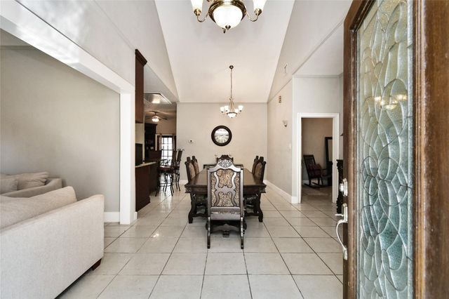 4819 Sherri Lane, Crosby, TX 77532