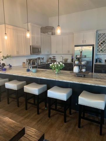 397 Sandy Mountain DR, Llano, TX 78643