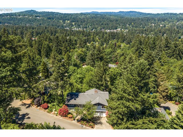 1121 DEVON Ln, Lake Oswego, OR 97034