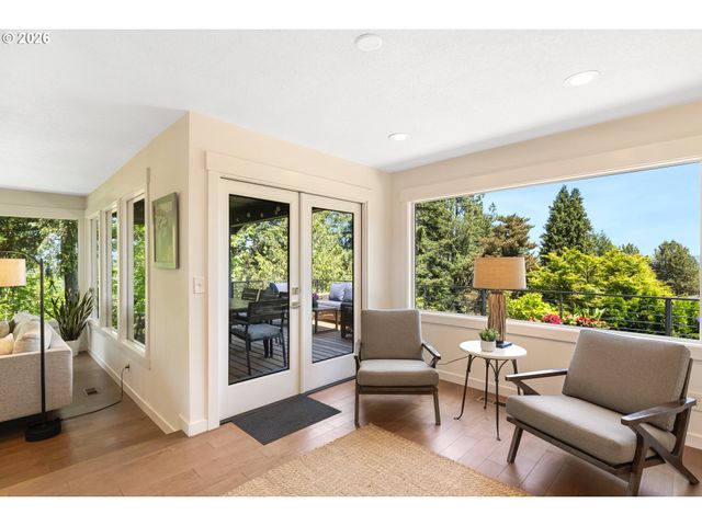 1121 DEVON Ln, Lake Oswego, OR 97034