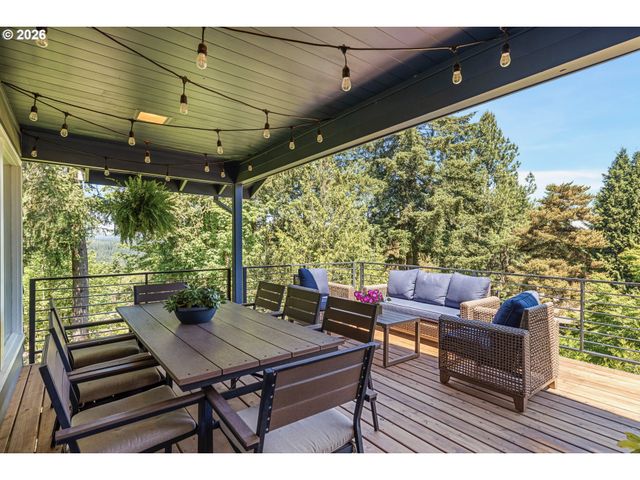 1121 DEVON Ln, Lake Oswego, OR 97034