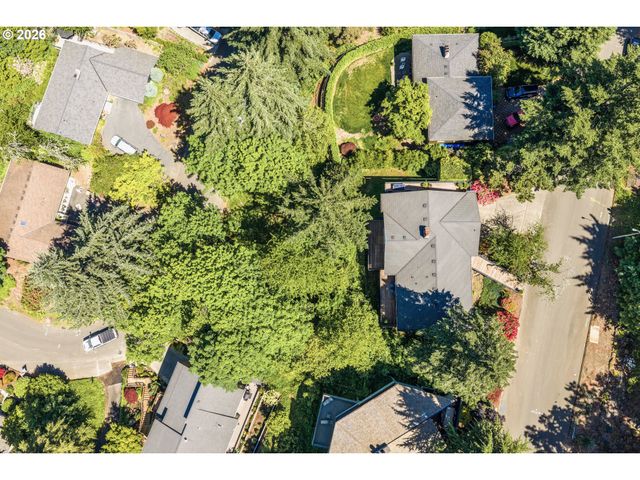1121 DEVON Ln, Lake Oswego, OR 97034