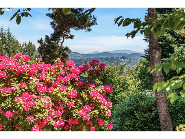1121 DEVON Ln, Lake Oswego, OR 97034