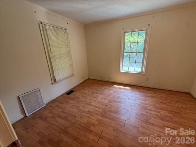 129 Sunset Drive, Troy, NC 27371