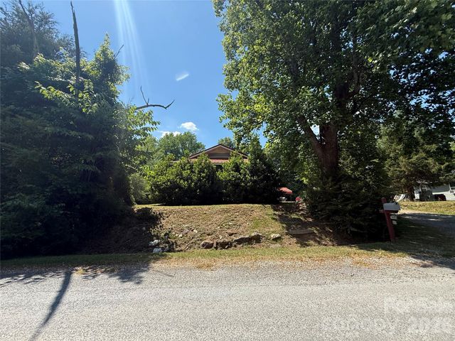129 Sunset Drive, Troy, NC 27371