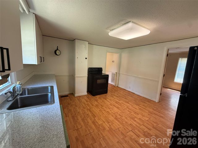 129 Sunset Drive, Troy, NC 27371