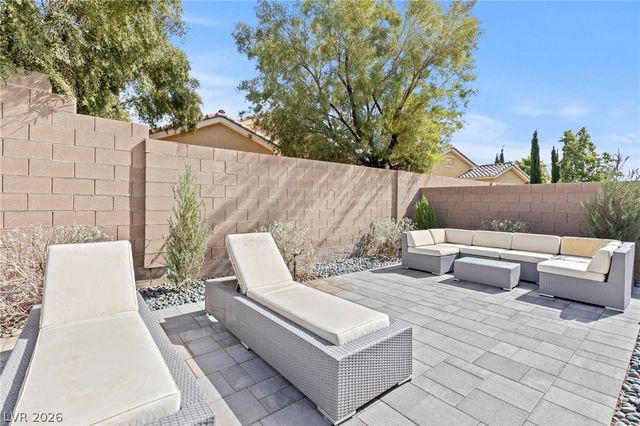 8990 Golden Crow Avenue, Las Vegas, NV 89148