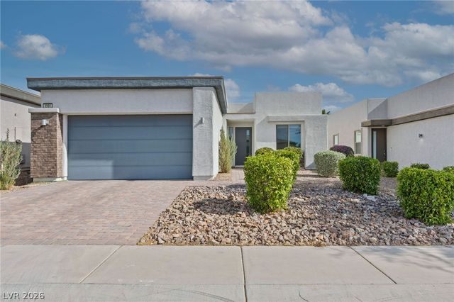 8990 Golden Crow Avenue, Las Vegas, NV 89148