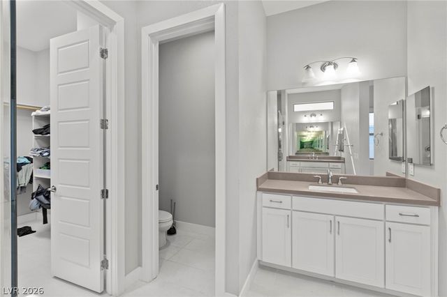 8990 Golden Crow Avenue, Las Vegas, NV 89148