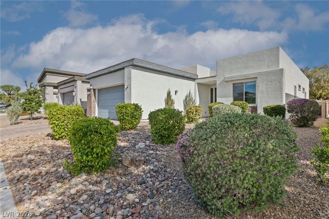8990 Golden Crow Avenue, Las Vegas, NV 89148