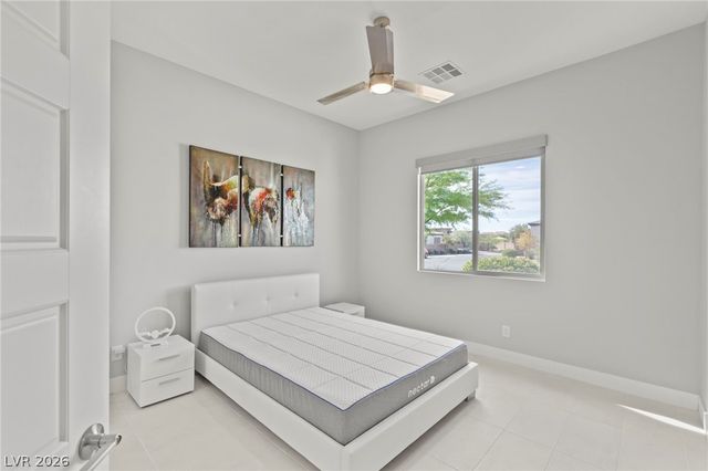 8990 Golden Crow Avenue, Las Vegas, NV 89148