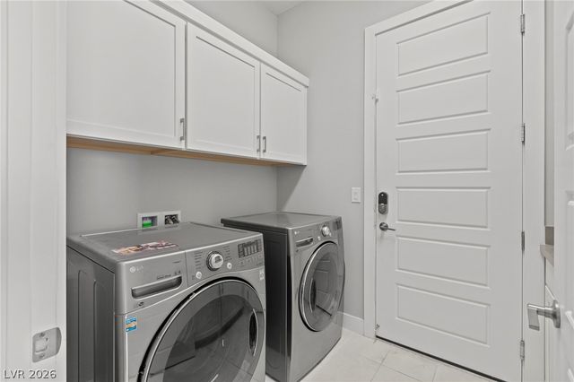 8990 Golden Crow Avenue, Las Vegas, NV 89148