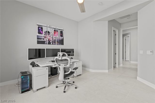 8990 Golden Crow Avenue, Las Vegas, NV 89148