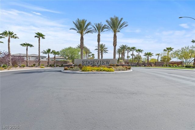 8990 Golden Crow Avenue, Las Vegas, NV 89148