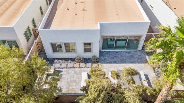 8990 Golden Crow Avenue, Las Vegas, NV 89148