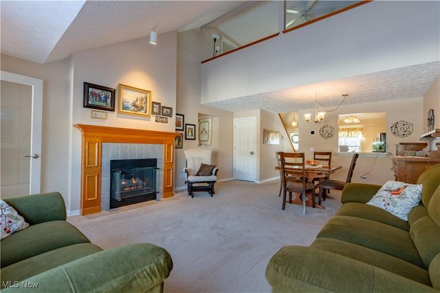 1617 NE Southpointe Circle NE, Canton, OH 44714