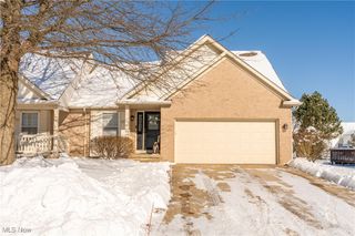 1617 NE Southpointe Circle NE, Canton, OH 44714