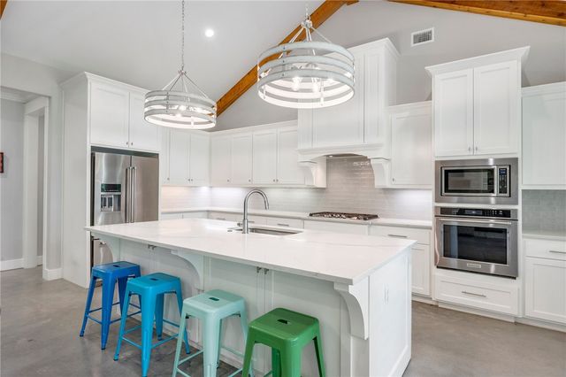 11188 Riley Green Road, Franklin, TX 77856