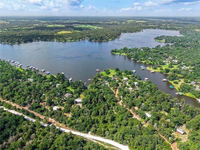 11188 Riley Green Road, Franklin, TX 77856