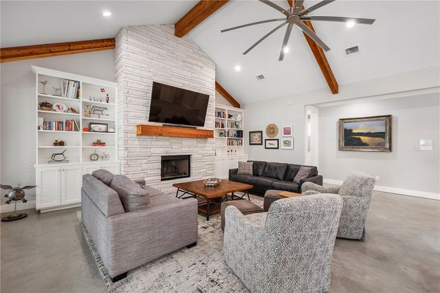 11188 Riley Green Road, Franklin, TX 77856